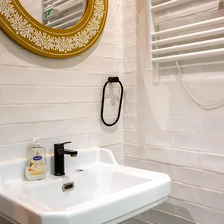 Zenora Loft Hot Tub & Arcade In Downtown דירה מולהאוס