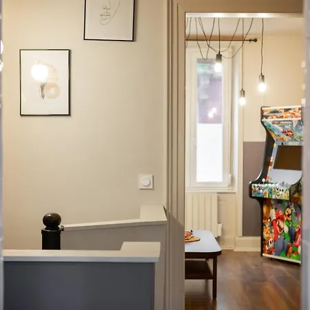 דירה Zenora Loft Hot Tub & Arcade In Downtown