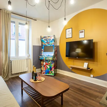 Zenora Loft Hot Tub & Arcade In Downtown *