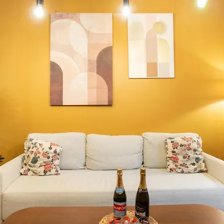 Zenora Loft Hot Tub & Arcade In Downtown Mylhúzy